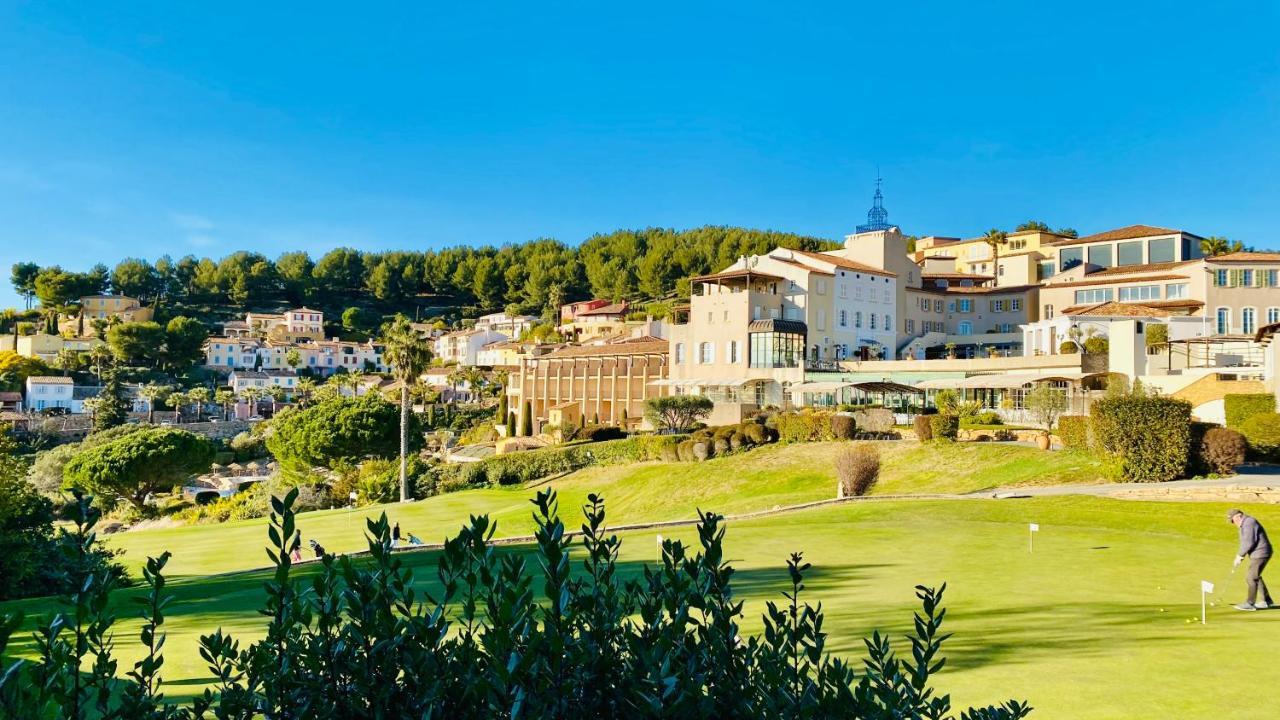 Hameau Des Amandiers-Vue Mer & Golf 滨海圣西尔 外观 照片